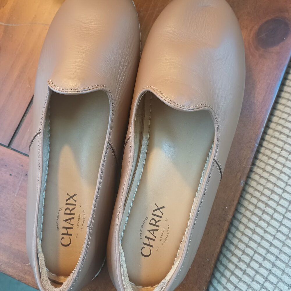 Charix Tan size 43